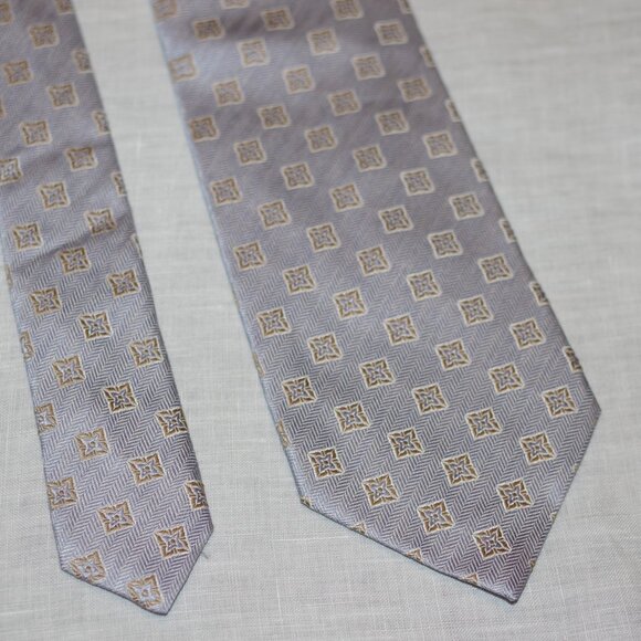 CORNELIANI Italy Silk Light Blue /beige SQUARES MOTIF Tie - necktie 61" x 3.75" - Picture 5 of 6